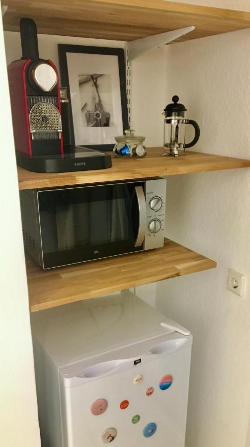 'Das Kleine Feine' - Ruhige, Helle Ferienwohnung Mit Parkplatz Und Balkon Pforzheim Bagian luar foto